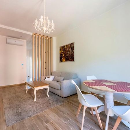 Joivy Lele Apartment With Swimming Pool Rapallo Exteriör bild