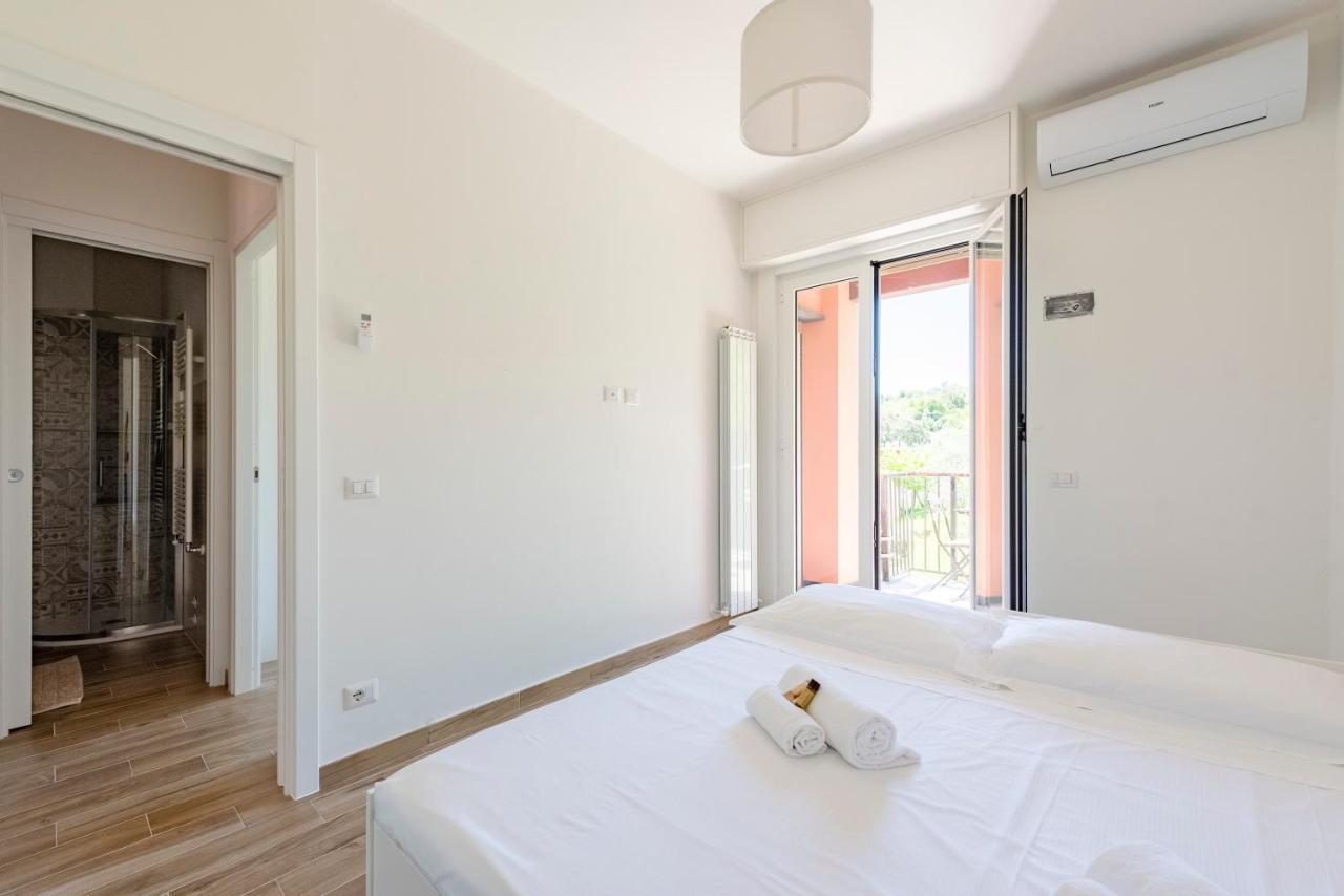 Joivy Lele Apartment With Swimming Pool Rapallo Exteriör bild